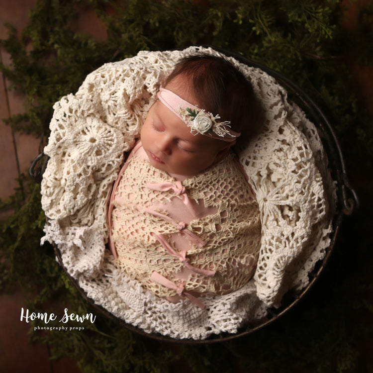 Easiest Newborn Photography Wrapping Technique