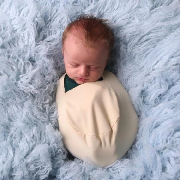 Best Swaddle for Pro Photographers – HomeSewn Photography Props