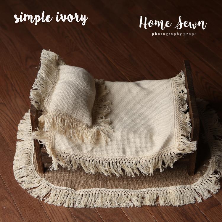Layer + Pillow | Simple Ivory